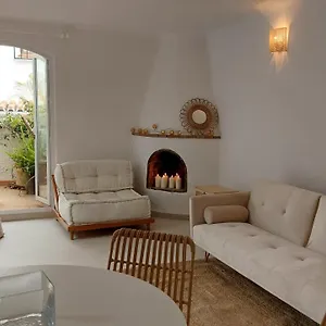 new-boho-home-with-pool-balcony-and-private-garden.hotelsinnerja.org/